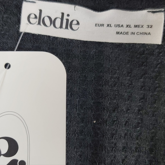 **NWT** ELODIE Waffle Knit Front Tie Long Sleeves V-neck Crop Top/Blouse Goth - Picture 9 of 9